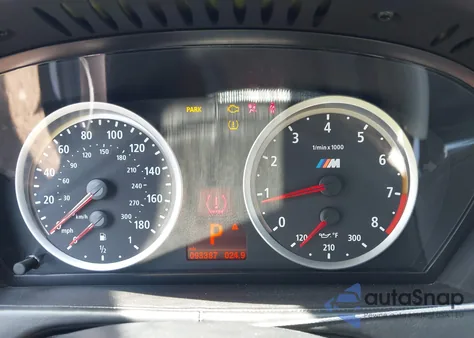 2013 BMW X5 M z USA, uszkodzony, nr VIN 5YMGY0C50DLL15827